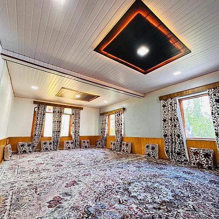 Sheen Homestay Gulmarg Extérieur photo