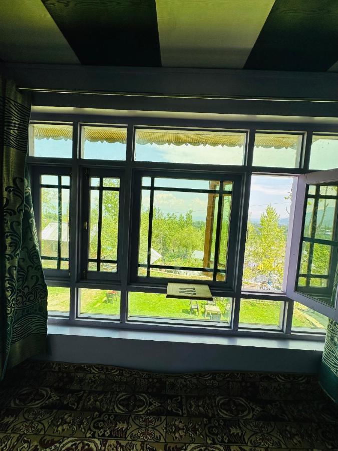 Sheen Homestay Gulmarg Extérieur photo