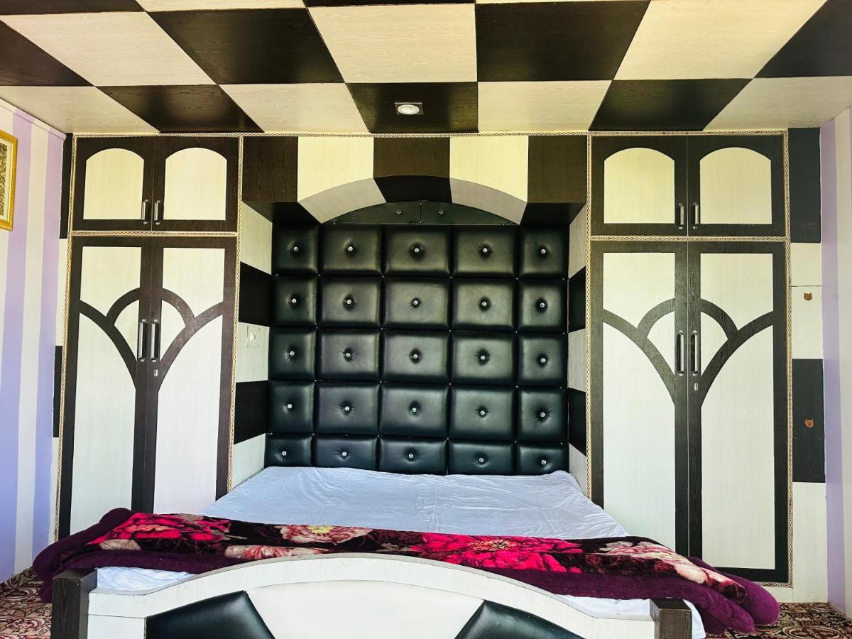 Sheen Homestay Gulmarg Extérieur photo