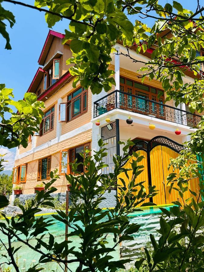Sheen Homestay Gulmarg Extérieur photo