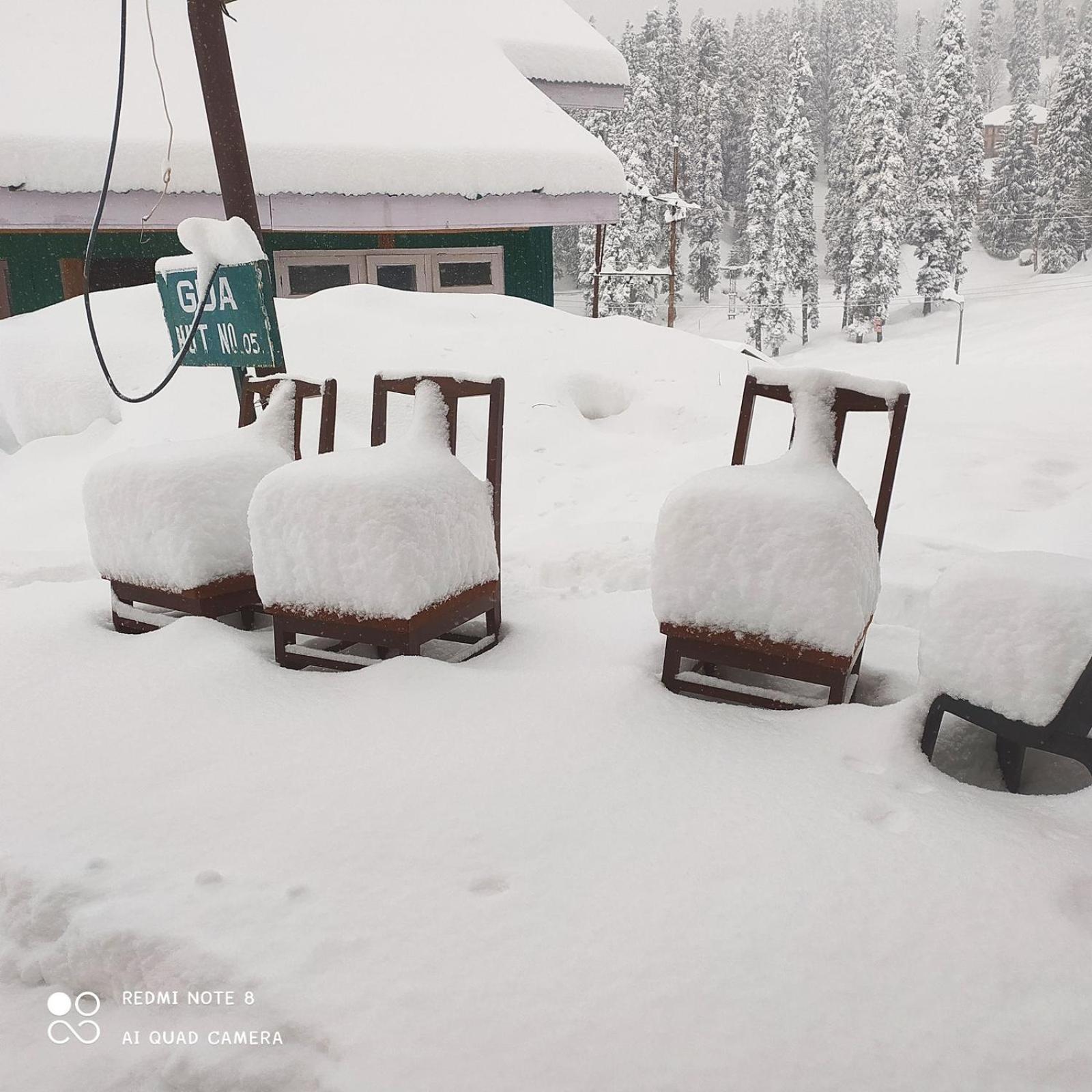 Sheen Homestay Gulmarg Extérieur photo